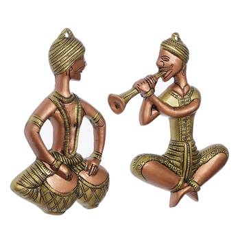 One set of 2 musicians brown and golden color metal wall hanging 4