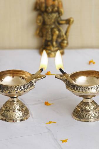 One set of 2 designer brass diyas