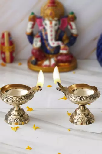 One set of 2 designer brass diyas