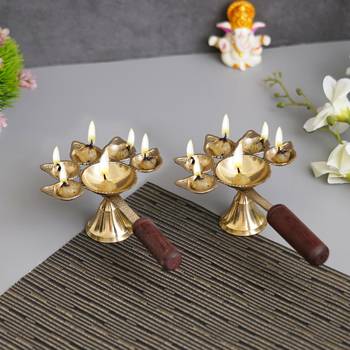 One set of 2 golden brass panchdeep diyas for 5 cotton wicks with wooden holder 2