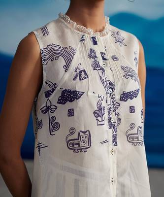 Clover raglan sleeve pin tuck shirt 4