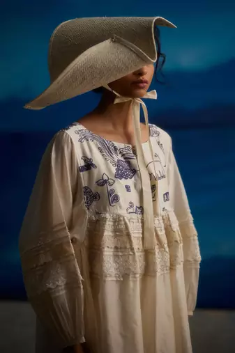 Ambretta square sleeve dress