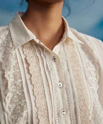 Marrila dolman lace shirt 3