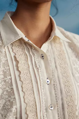 Marrila dolman lace shirt