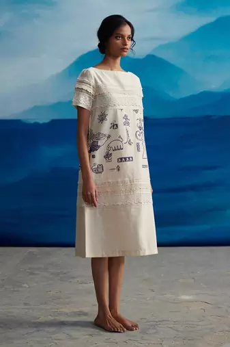 Camellia shift dress