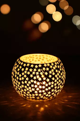 One mosaic glass decorative tea light holder/diya