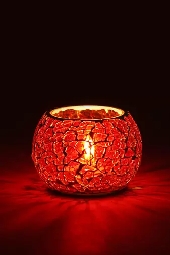 One red mosiac glass decorative tea light holder/diya