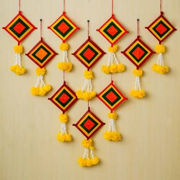 Pack of 10 artificial marigold flowers with colorful woolen kite hangings 1
