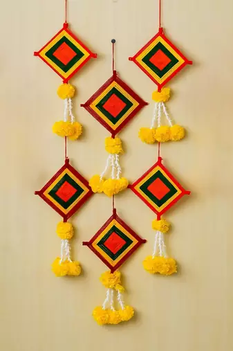 Pack of 6 artificial marigold flowers with colorful woolen kite hangings