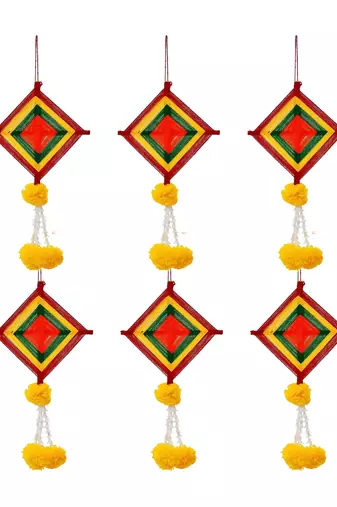 Pack of 6 artificial marigold flowers with colorful woolen kite hangings