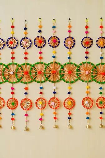 Pack of 10 rings with pom-pom tassels bell wall hangings toran