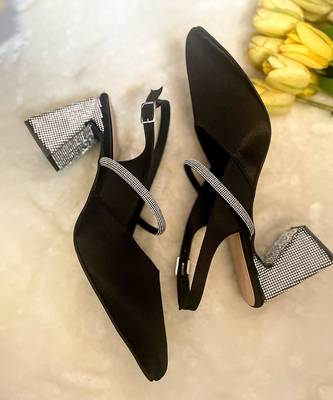 Black diamond pumps 2