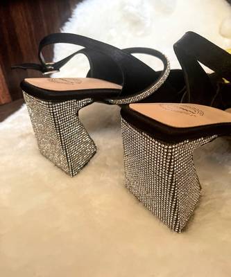 Black diamond pumps 5