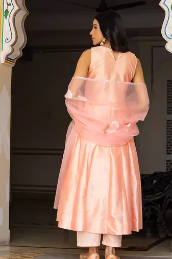 Gazal peach hand painted suit set