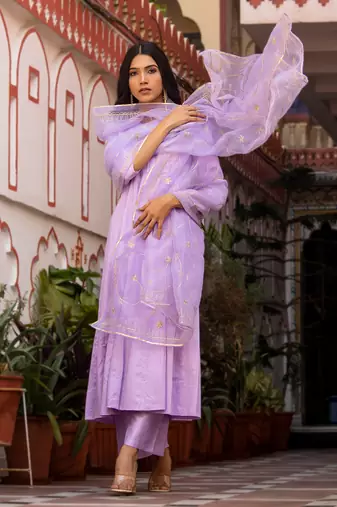 Vara lavender suit set