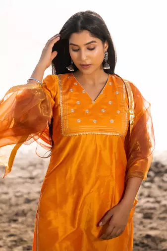 Jashn cotton silk suit set