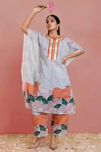 Kamdhenu chanderi kaftan set