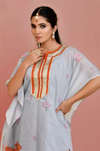 Kamdhenu chanderi kaftan set