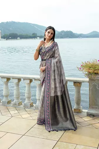 Women's Grey Soft Silk Blend Zari Woven Traditional Saree with Blouse