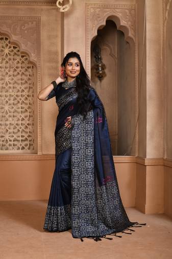 Women's Navy Blue Handloom  Silk Blend Weaving Pallu Traditional Saree with Blouse