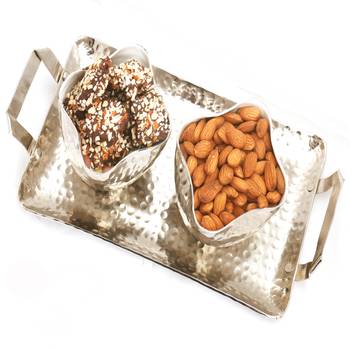 Diwali hampers- silver aluminium english chocolate brittles and almonds tray 1
