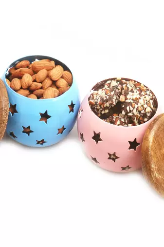 Diwali hampers- set of 2 english chocolate brittles and almonds metal jars