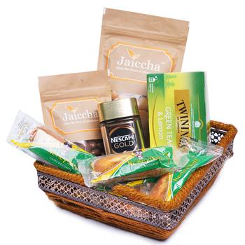 Square metal basket hamper  of 15 goodiess 1