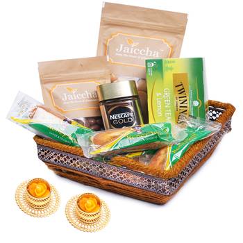 Square metal basket hamper  of 15 goodiess with 2 t-lites 1