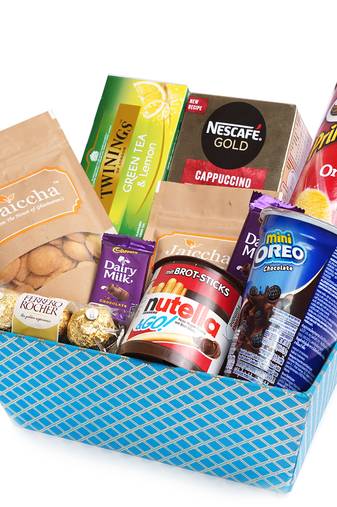 Perfect basket hamper  of 10 goodies