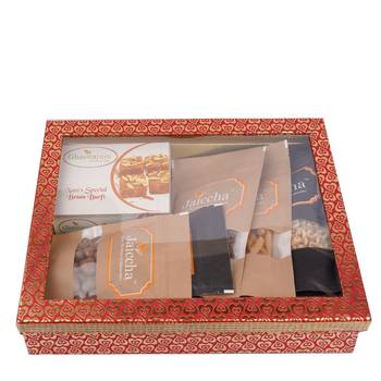 Hamper box 6 goodies with besan barfi 1