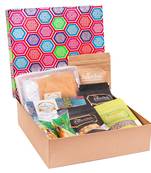 Gourmet medium hamper box of 7 assortments