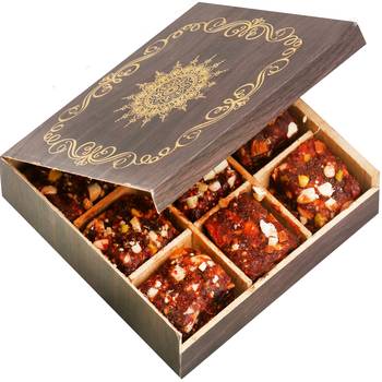Healthy hampers- wooden 9 pcs sugarfree dates and figs bites  box 1