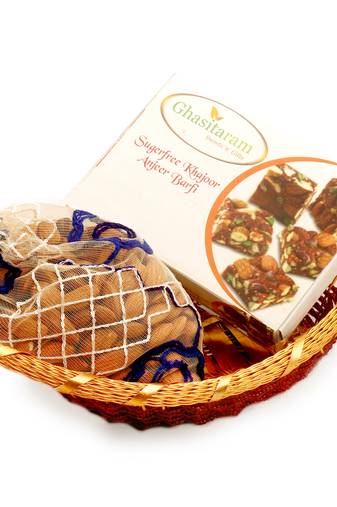 Healthy hampers- boat basket with sugarfree mix and almonds pouch