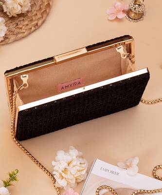 Noir black clutch 2