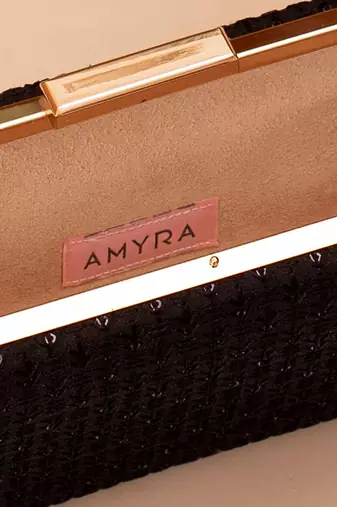Noir black clutch