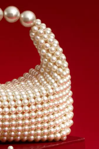 Zia pearl purse