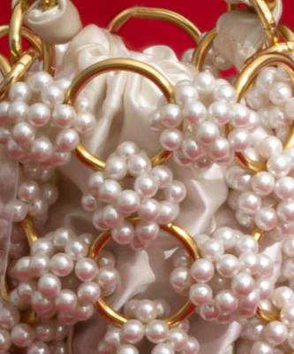 Leila pearl gold ring bucket bag 5