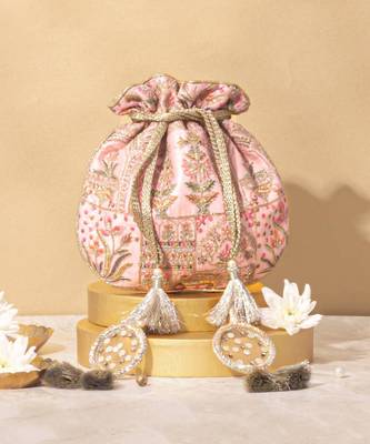 Amer pink potli 1