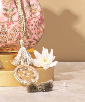 Amer pink potli 4