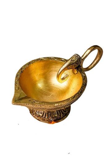 The advitya brass gajah diya pooja oil lamp