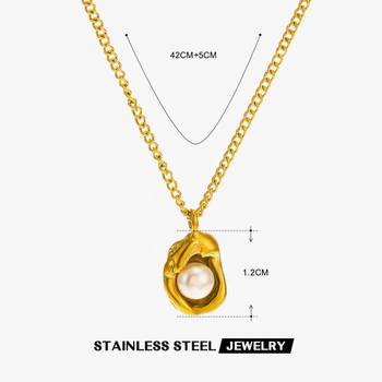 Gold toned anti-tarnish daily useable western look chain with pearl nest small pendant 3