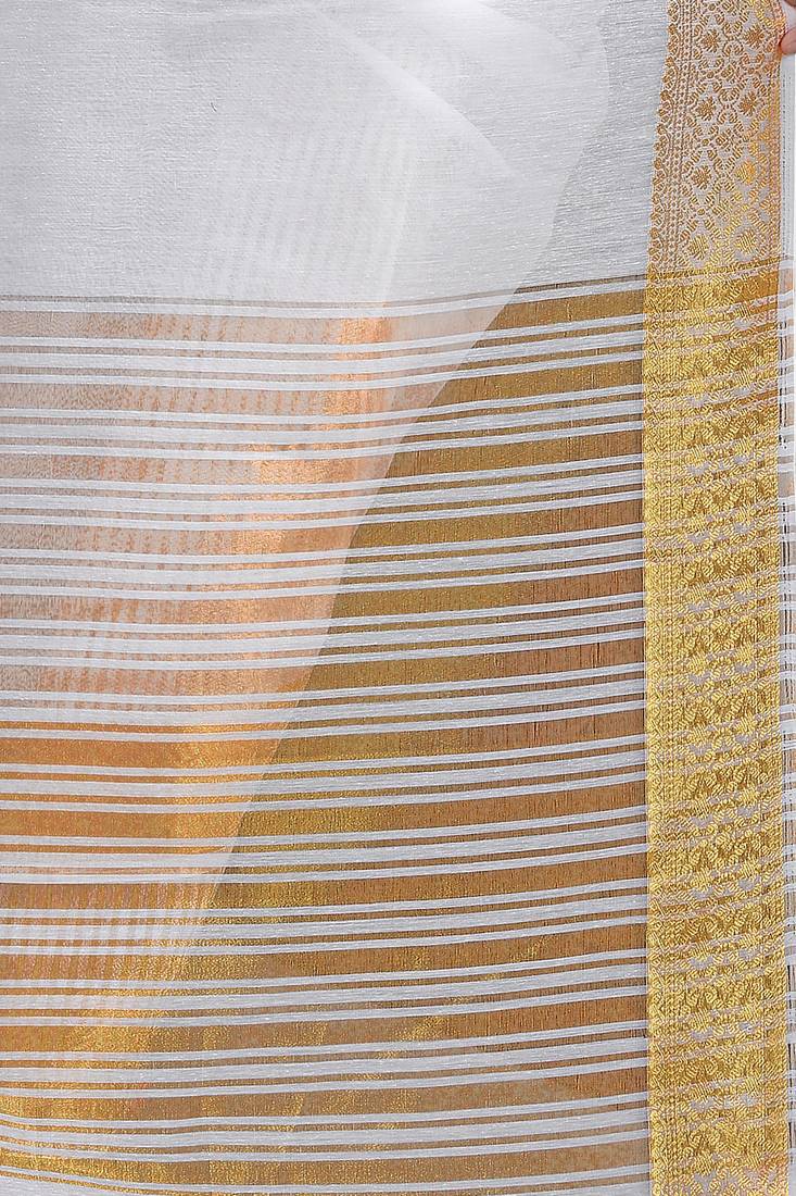 Glamorous Kerala Jacquard Traditional Saree