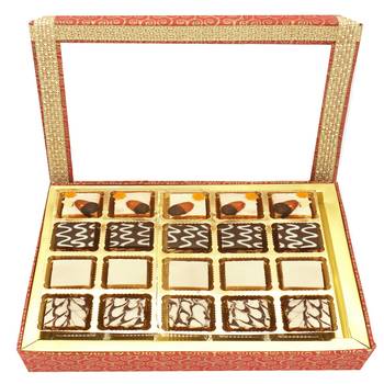 20 pcs assorted choco dryfruit bites hamper box 1