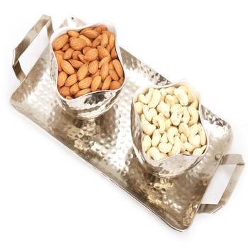 Diwali dryfruits  hampers- silver aluminium  almonds and cashews tray 1