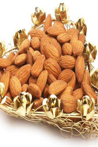 Diwali dryfruits  hampers- mesh heart almonds tray