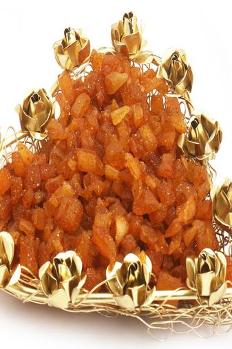 Diwali dryfruits  hampers- mesh heart masala mango tray