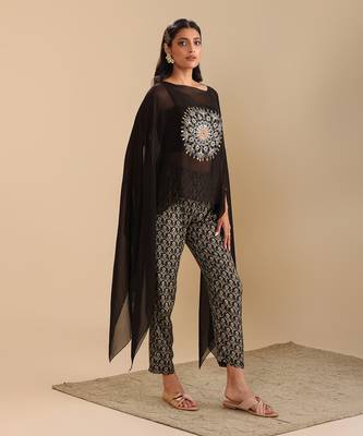 Eraya printed Top,Pant With Cape 2