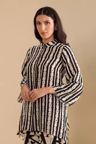 Black and white cotton linen naqsh embellished co-ord set