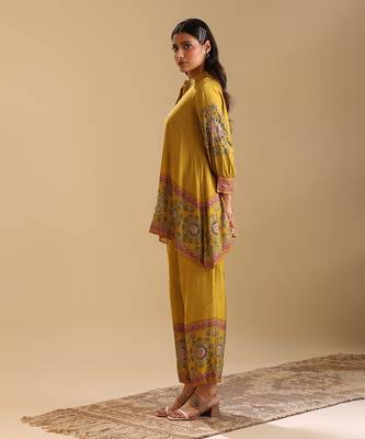 Yellow   cotton silk eraya embellished co-ord set 3