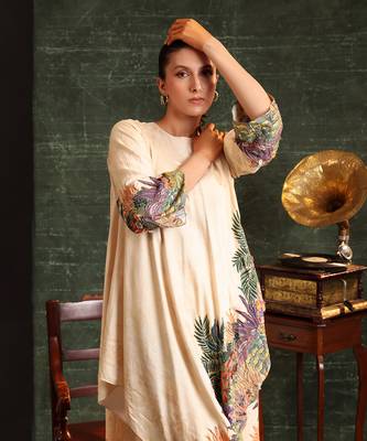Beige  chanderi kaira emblished asymmetric  kurta set 4